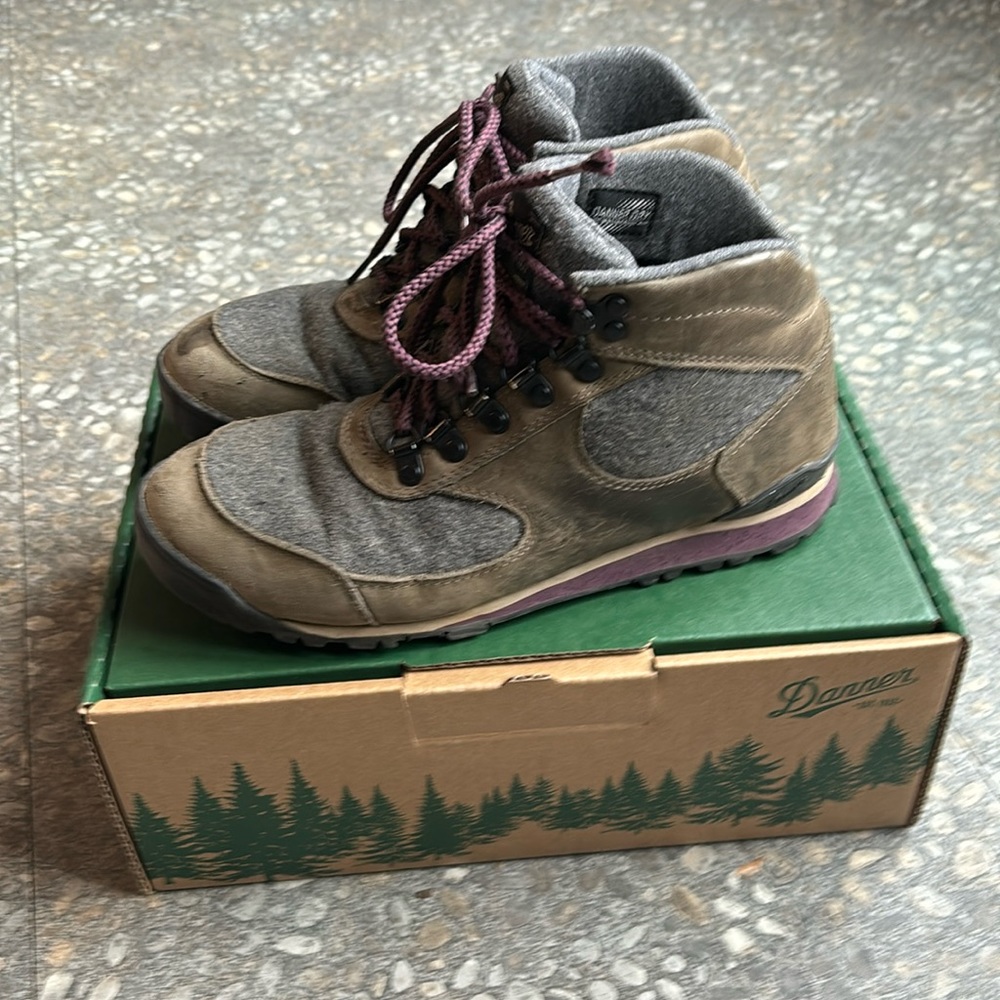 Danner Jag Boots, Women’s Size 8